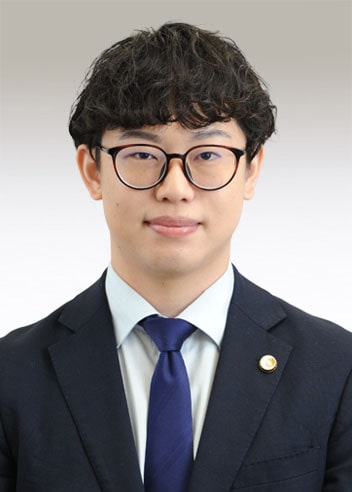 弁護士 松平 康汰